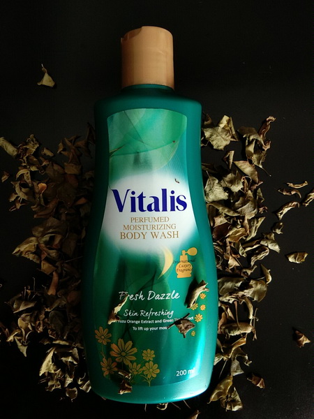 Mandi Parfum dengan Vitalis Body Wash Kulit Lembut Sehat Berseri Alami
