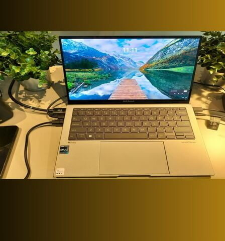 ASUS Zenbook S 13 OLED (UX5304), Laptop Paling Tipis dan Ramah Lingkungan