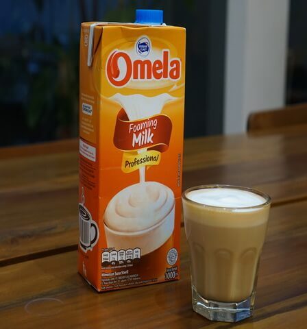 Resep Kopi Flat White Homemade dengan Omela Foaming Milk, Mirip di Cafe!