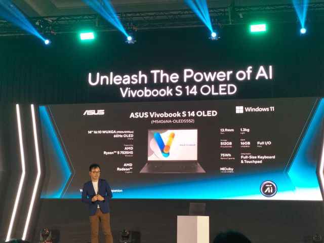 Laptop AI ASUS