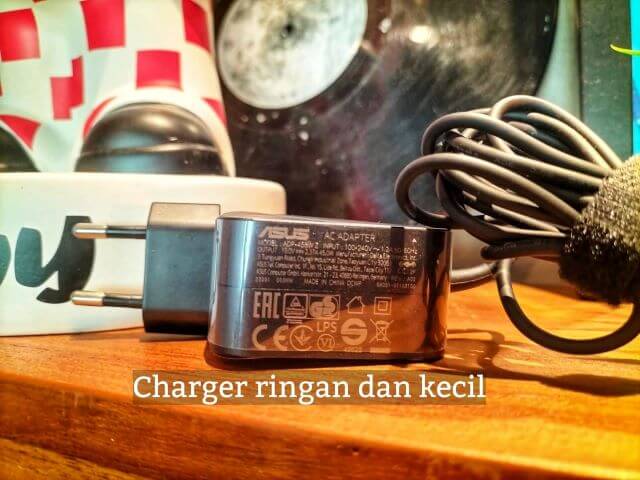 ASUS Charger