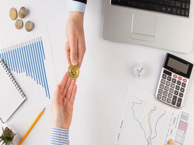 Apakah Bitcoin Harus Dilaporkan dalam Laporan Keuangan Perusahaan Investasi