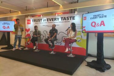 Komitmen Richeese Factory Memberikan Layanan Terbaik untuk Pelanggan