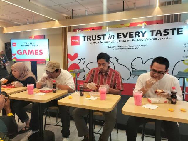 Menu Richeese Factory