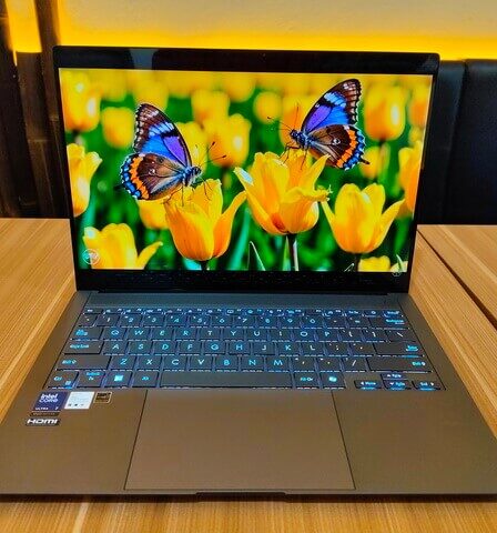Cerita Kolaborasi Ide dan Kerja Cerdas ASUS 45 TOPS Advance AI Laptop
