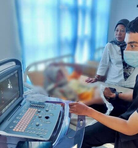 dr. Ikramsyah Maulana, Menyapa Janin dari Kepulauan Banda dengan Layanan USG Keliling