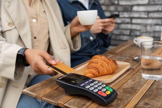 Cara Mudah Menggunakan Mesin EDC untuk Bisnis Kuliner
