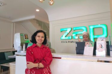 Facial Ekstraksi Hydro dan Redensity 1 Injection