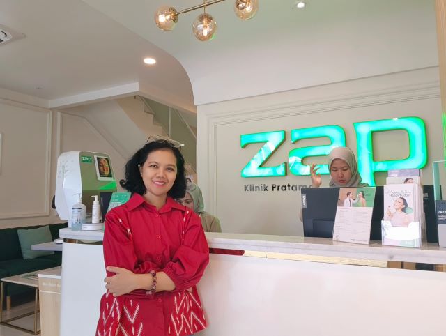 Facial Ekstraksi Hydro dan Redensity 1 Injection